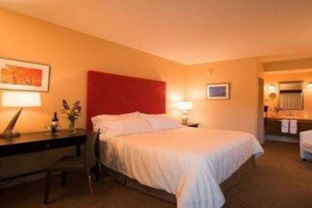 Photo of Bedroom in Yamacraw Village