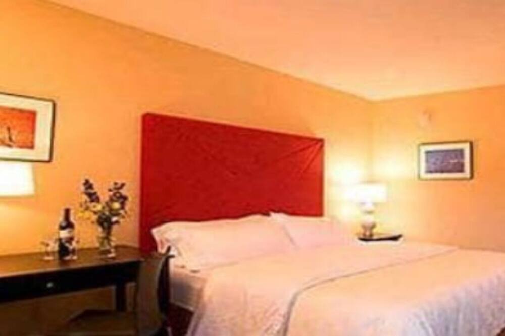 Photo of Bedroom in Yamacraw Village