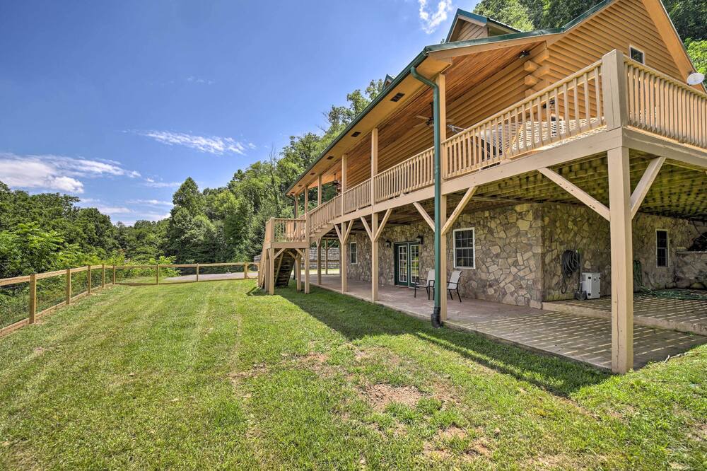 Photo of Outdoor in Waynesville