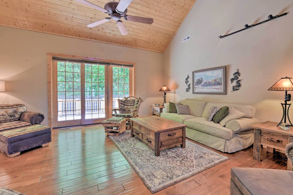 Photo of Bedroom in Waynesville