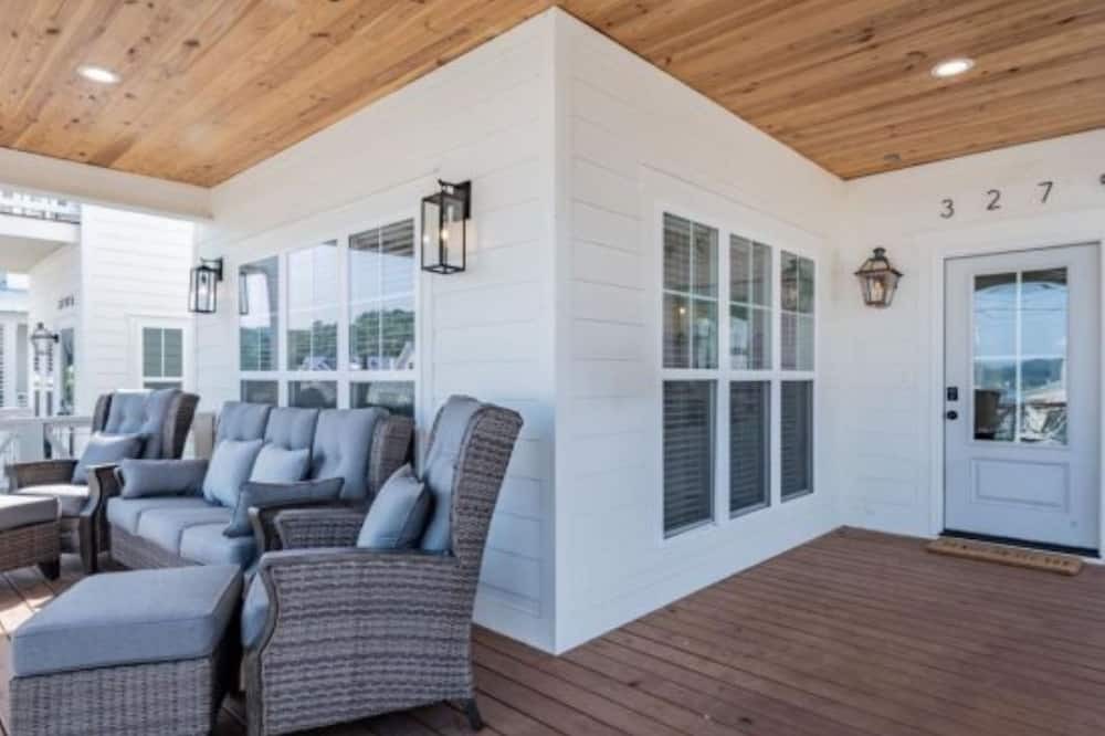 Photo of Bedroom in Guntersville