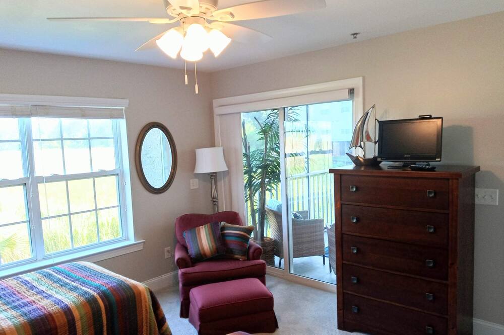 Photo of Bedroom in Darien