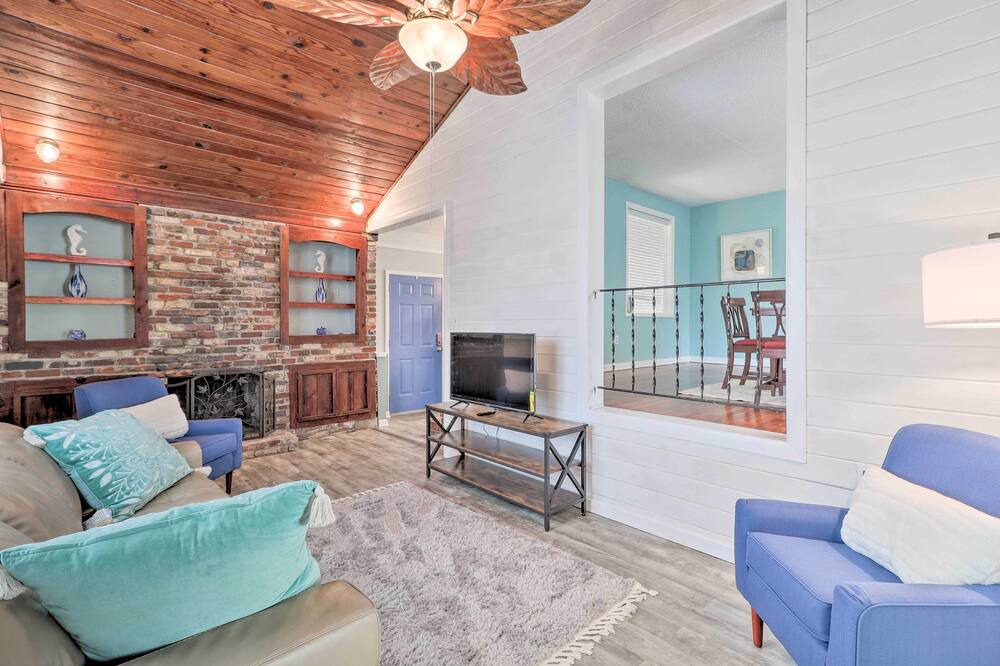 Photo of Livingroom in Lake Forest