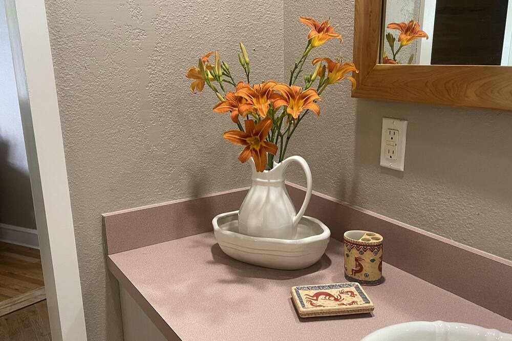 Photo of Bedroom in Menlo