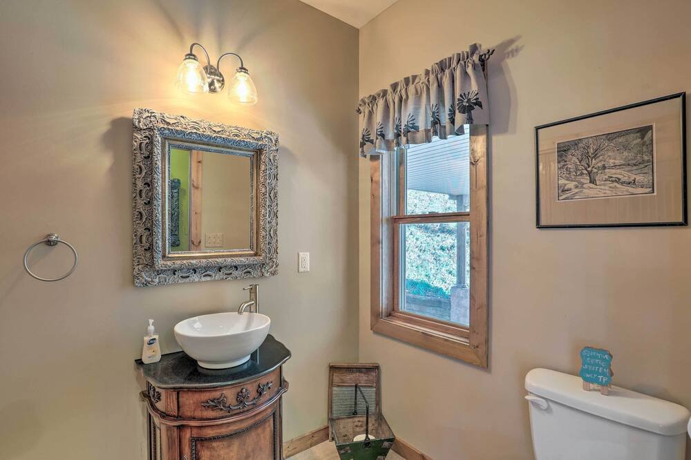 Photo of Bathroom in Mars Hill