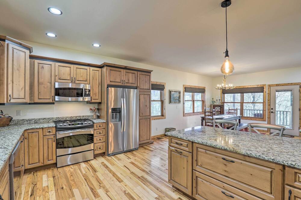 Photo of Kitchen in Mars Hill