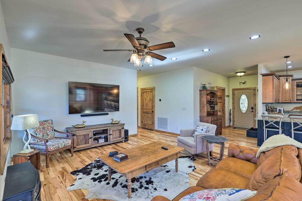 Photo of Others in Mars Hill