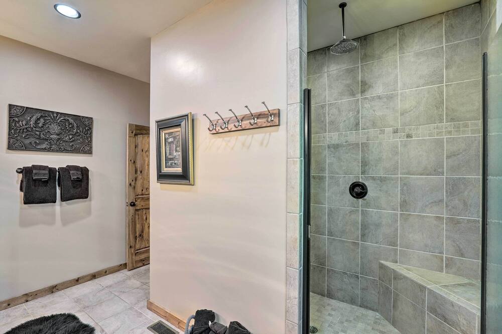 Photo of Bathroom in Mars Hill
