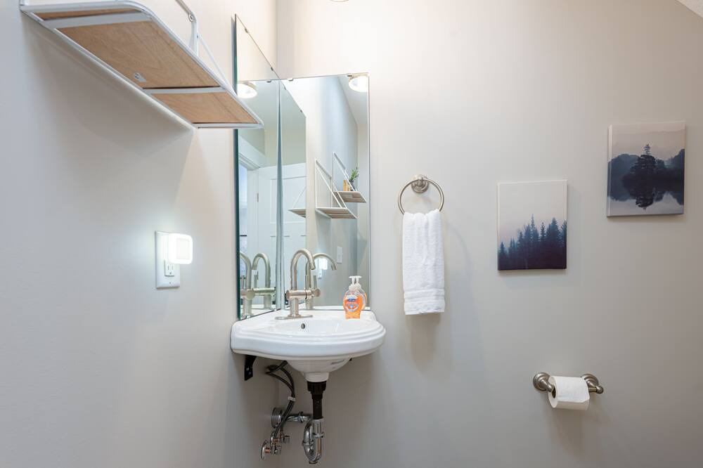 Photo of Bedroom in Alexander