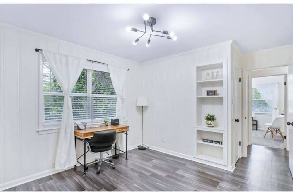 Photo of Bedroom in Forest Park