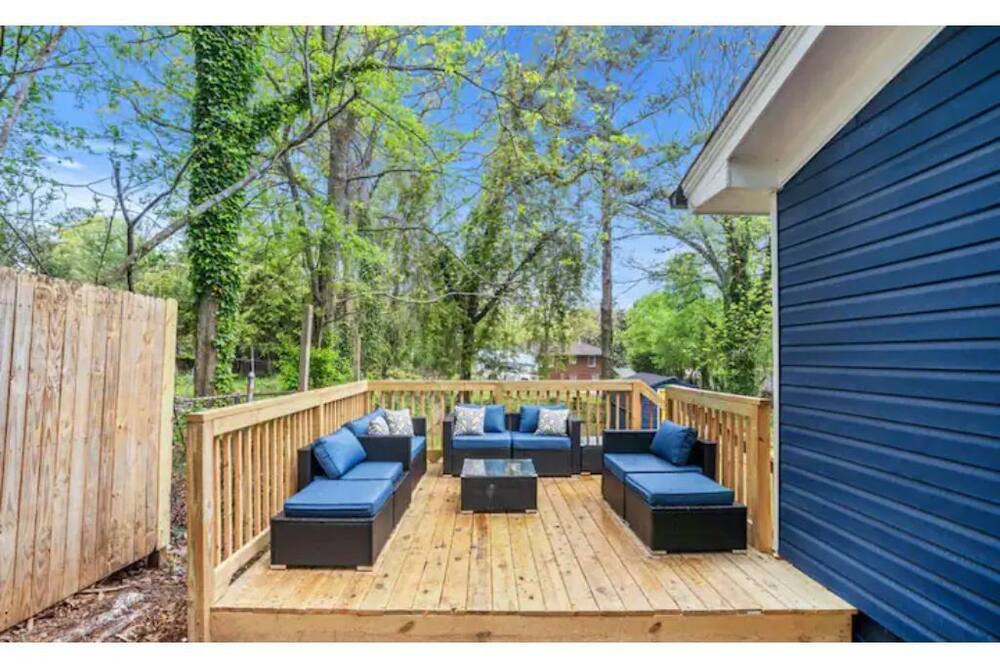 Photo of Patio Balcony in Forest Park