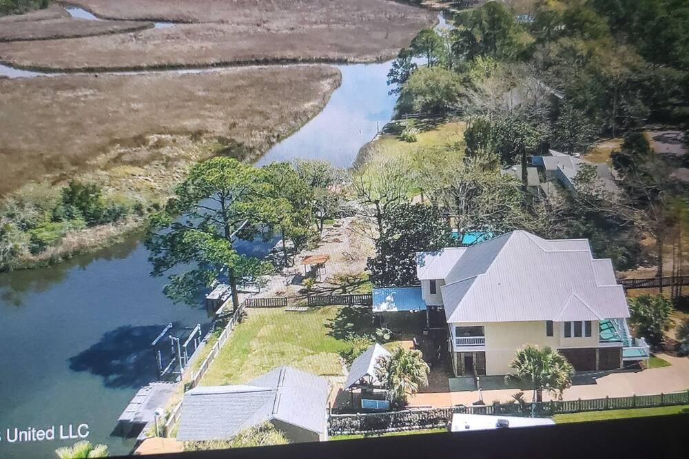 Photo of Outdoor in Gulf Park Estates