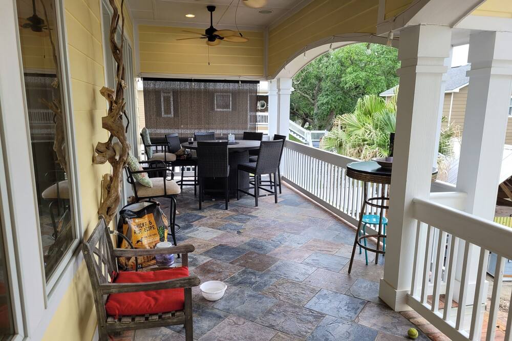 Photo of Outdoor in Gulf Park Estates