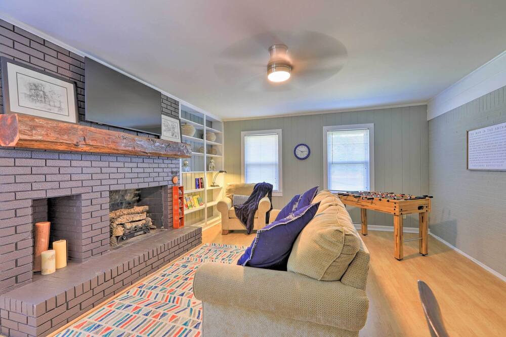 Photo of Livingroom in Jonesboro