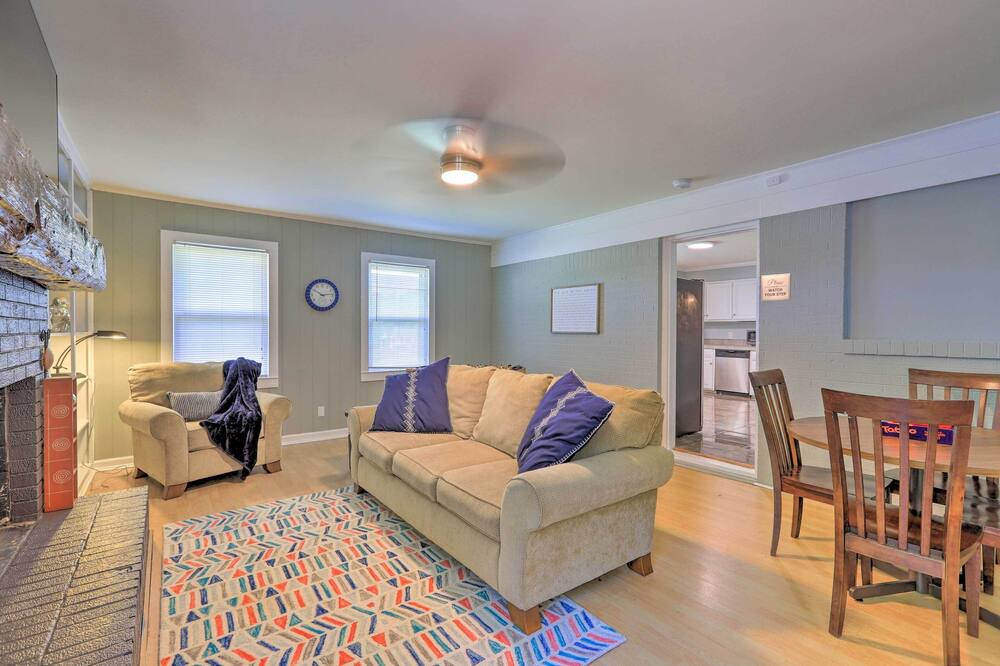 Photo of Livingroom in Jonesboro