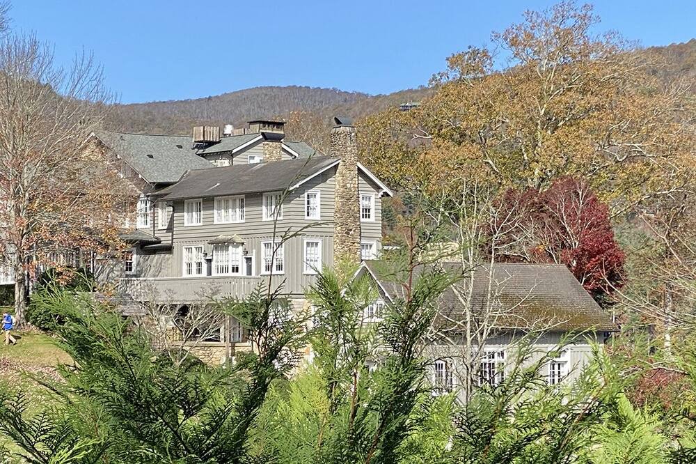 Photo of Outdoor in Lake Toxaway