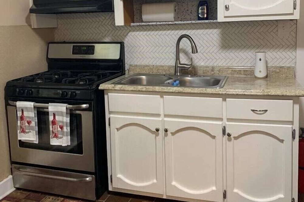 Photo of Kitchen in Union City