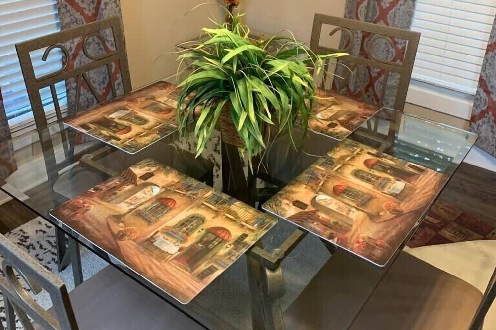 Photo of Kitchen in Union City