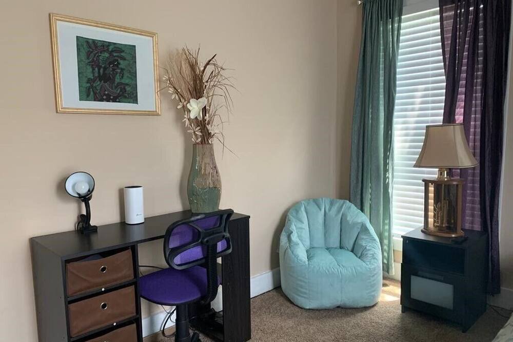 Photo of Bedroom in Union City