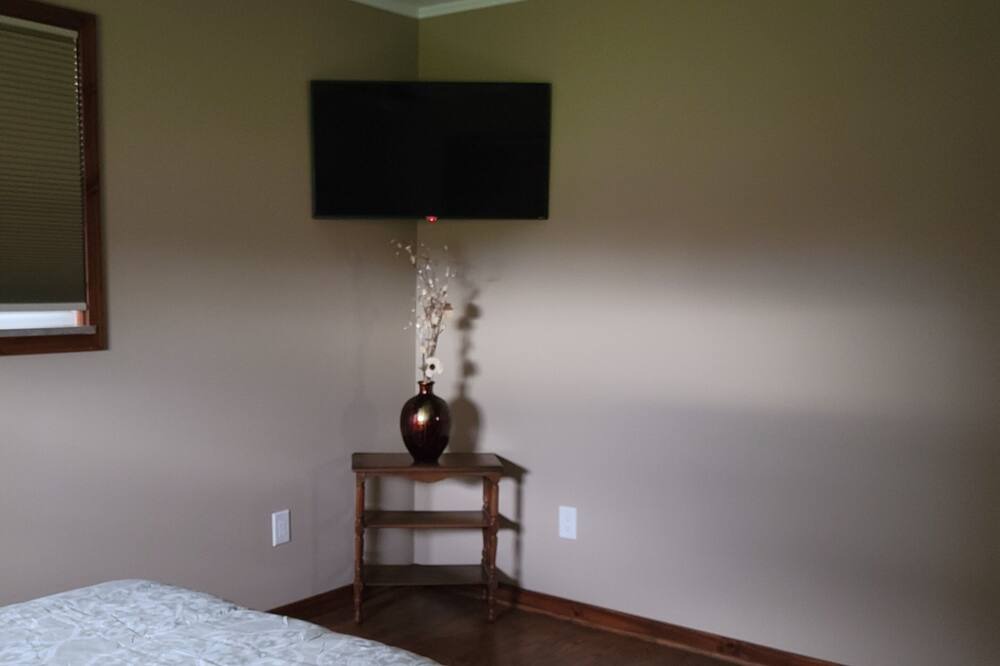 Photo of Bedroom in Kodak