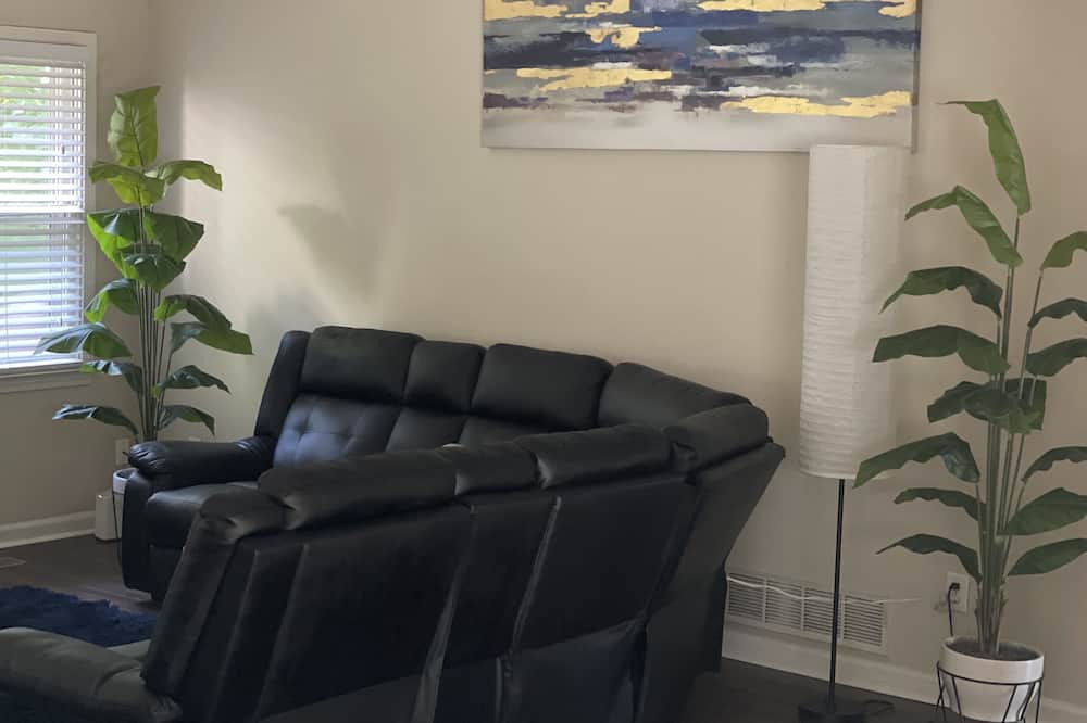 Photo of Livingroom in Powder Springs