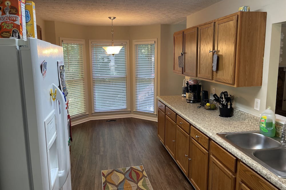 Photo of Kitchen in Powder Springs