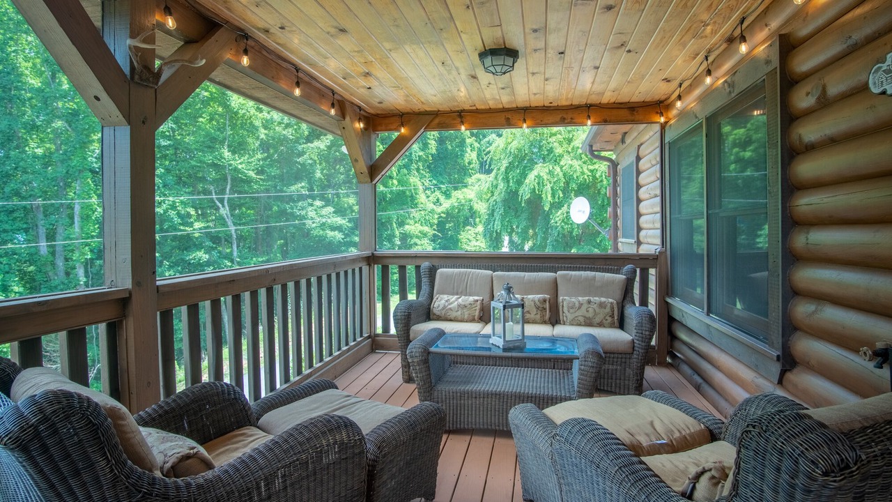 Photo of Patio Balcony in Waynesville