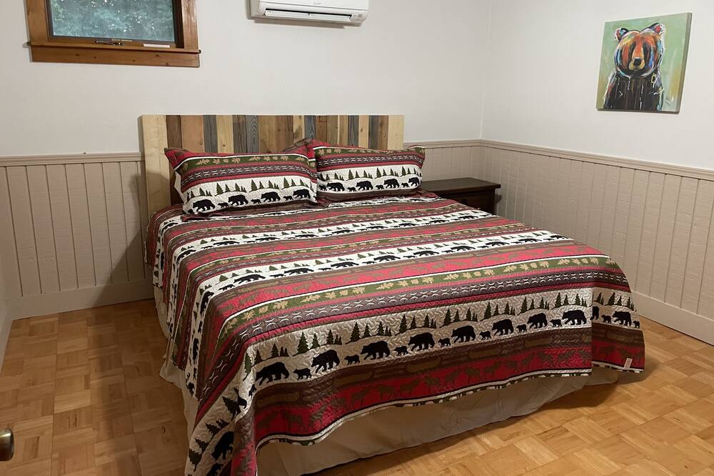 Photo of Bedroom in Mountain Springs