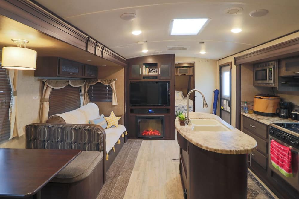 Photo of Livingroom in Theodore