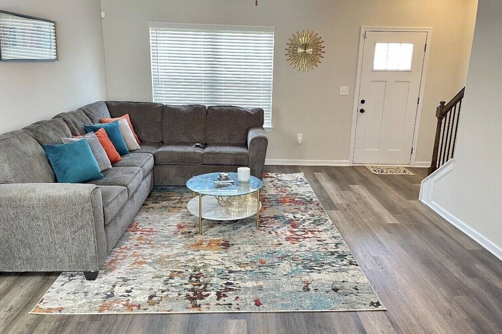 Photo of Livingroom in East Point