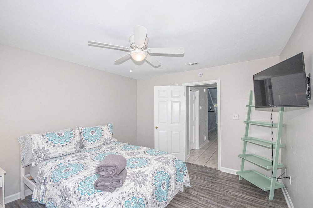 Photo of Bedroom in Killearn Estates