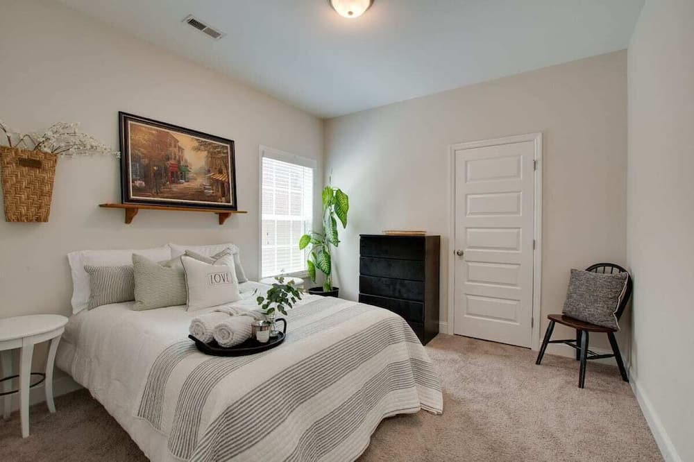Photo of Bedroom in Madison