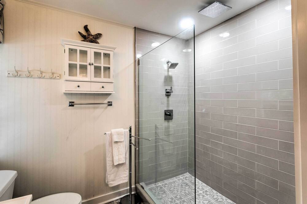 Photo of Bathroom in East Beach