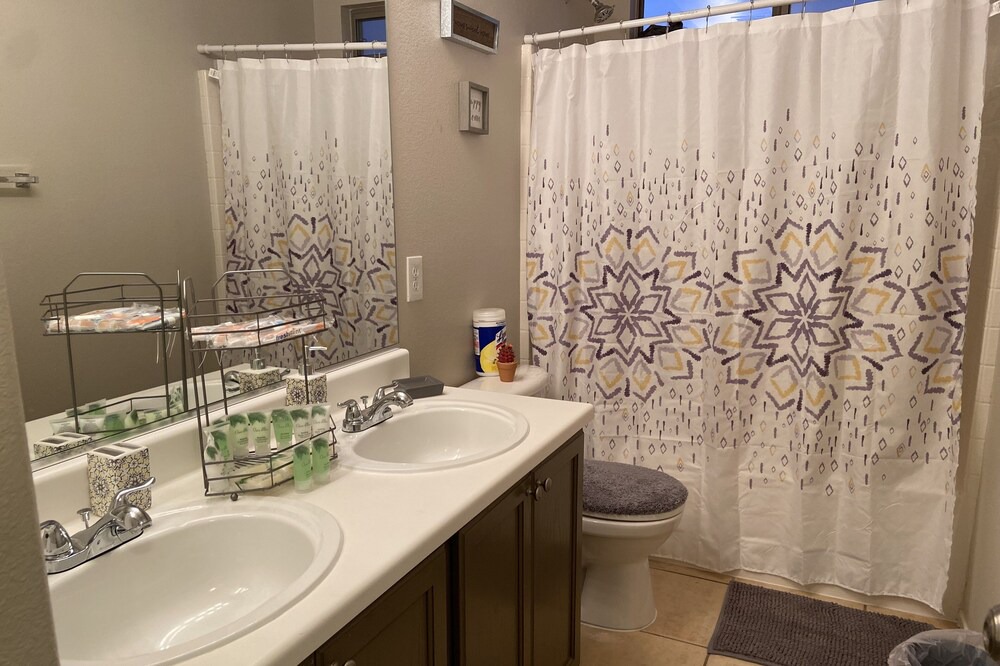 Photo of Bathroom in Rhodes Ranch
