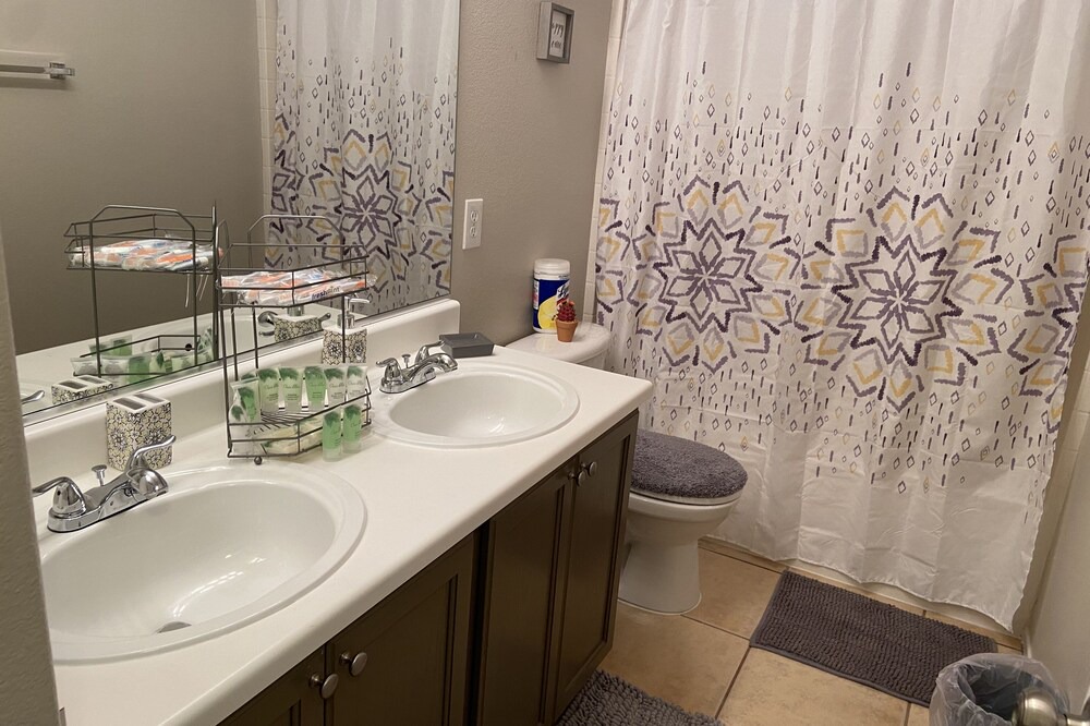 Photo of Bathroom in Rhodes Ranch