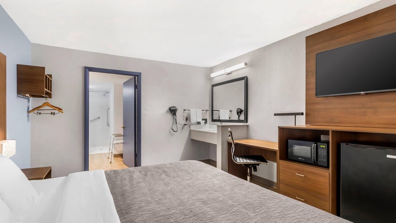 Photo of Bedroom in Madison