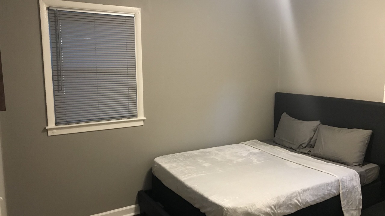 Photo of Bedroom in Forest Park