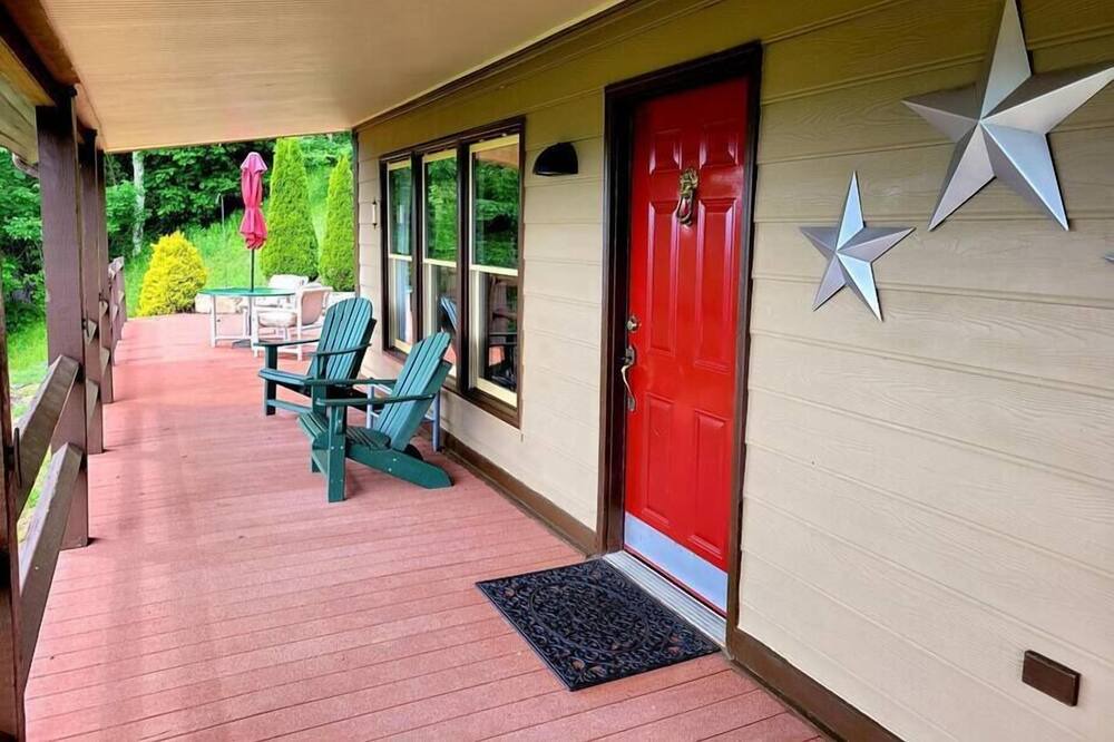 Photo of Outdoor in Clyde