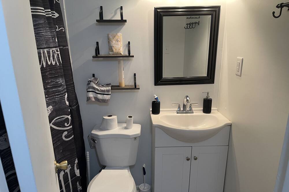 Photo of Bathroom in Warner Robins