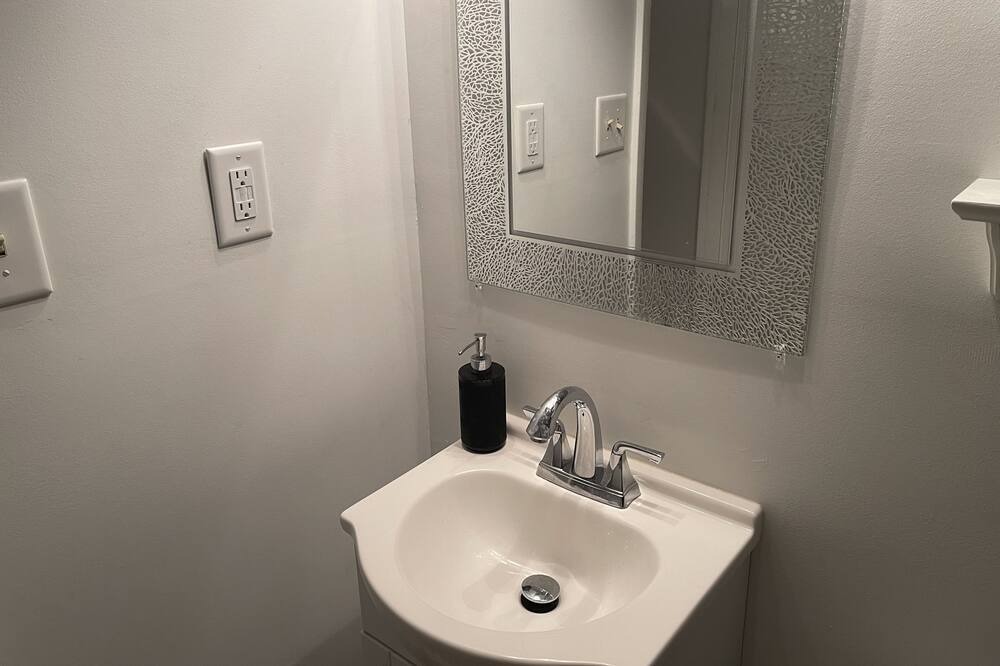 Photo of Bathroom in Warner Robins
