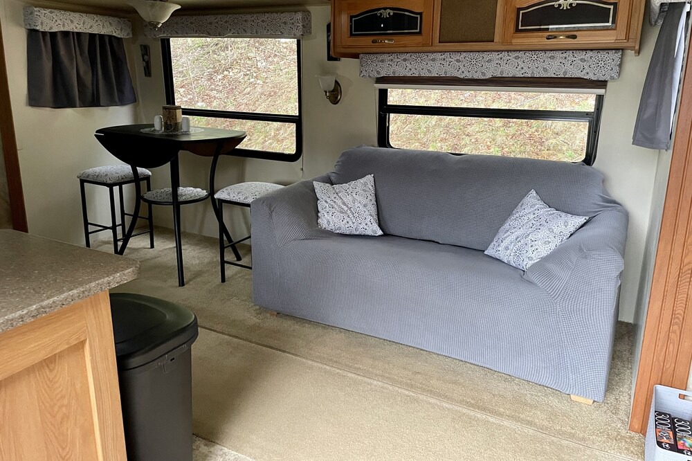 Photo of Livingroom in Altamont