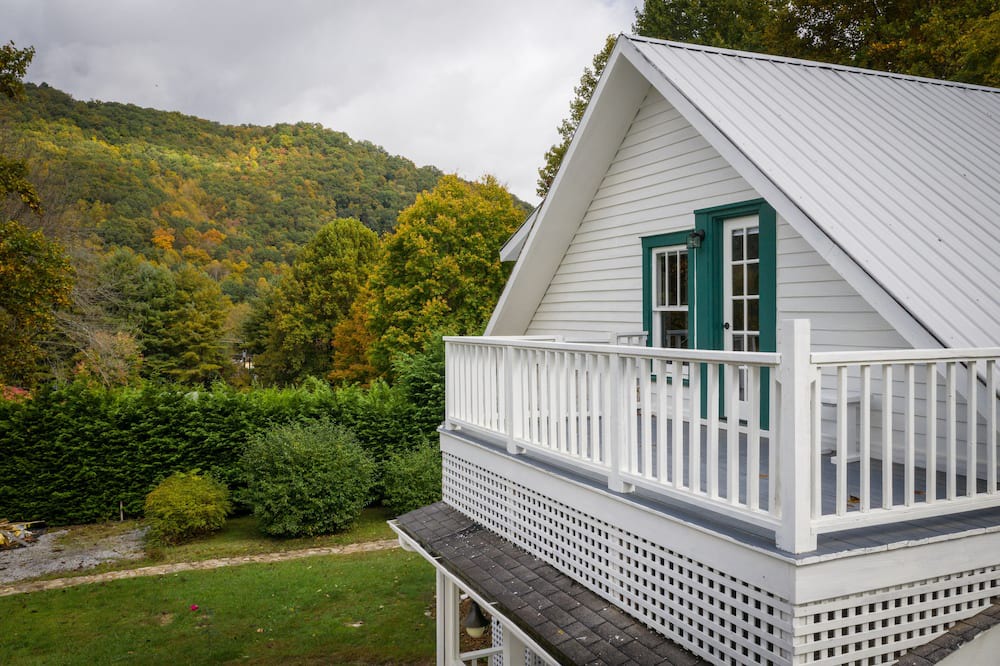 Photo of Patio Balcony in Maggie Valley