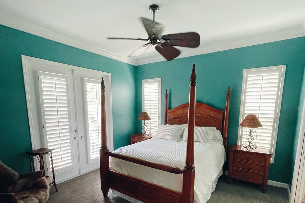Photo of Bedroom in Kings Lake