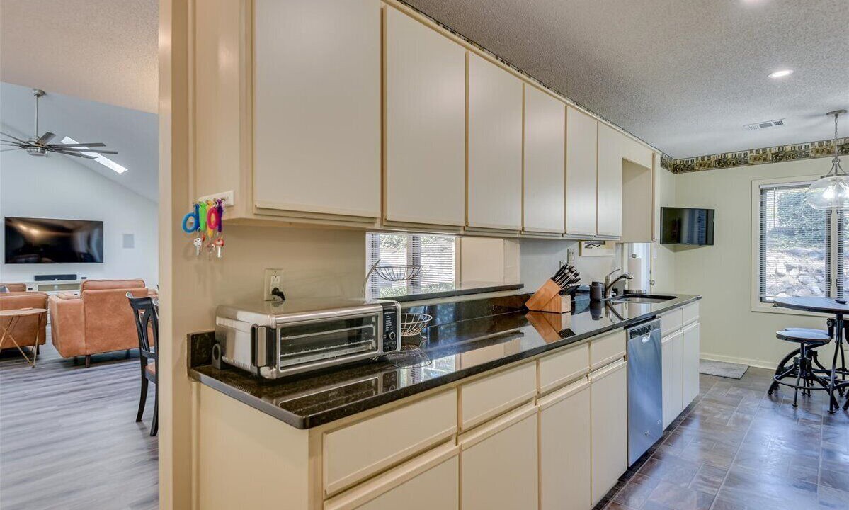 Photo of Kitchen in Forest Hills
