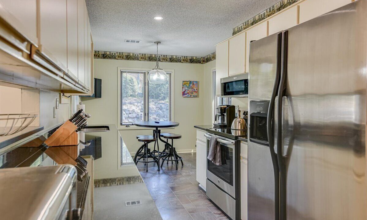 Photo of Kitchen in Forest Hills