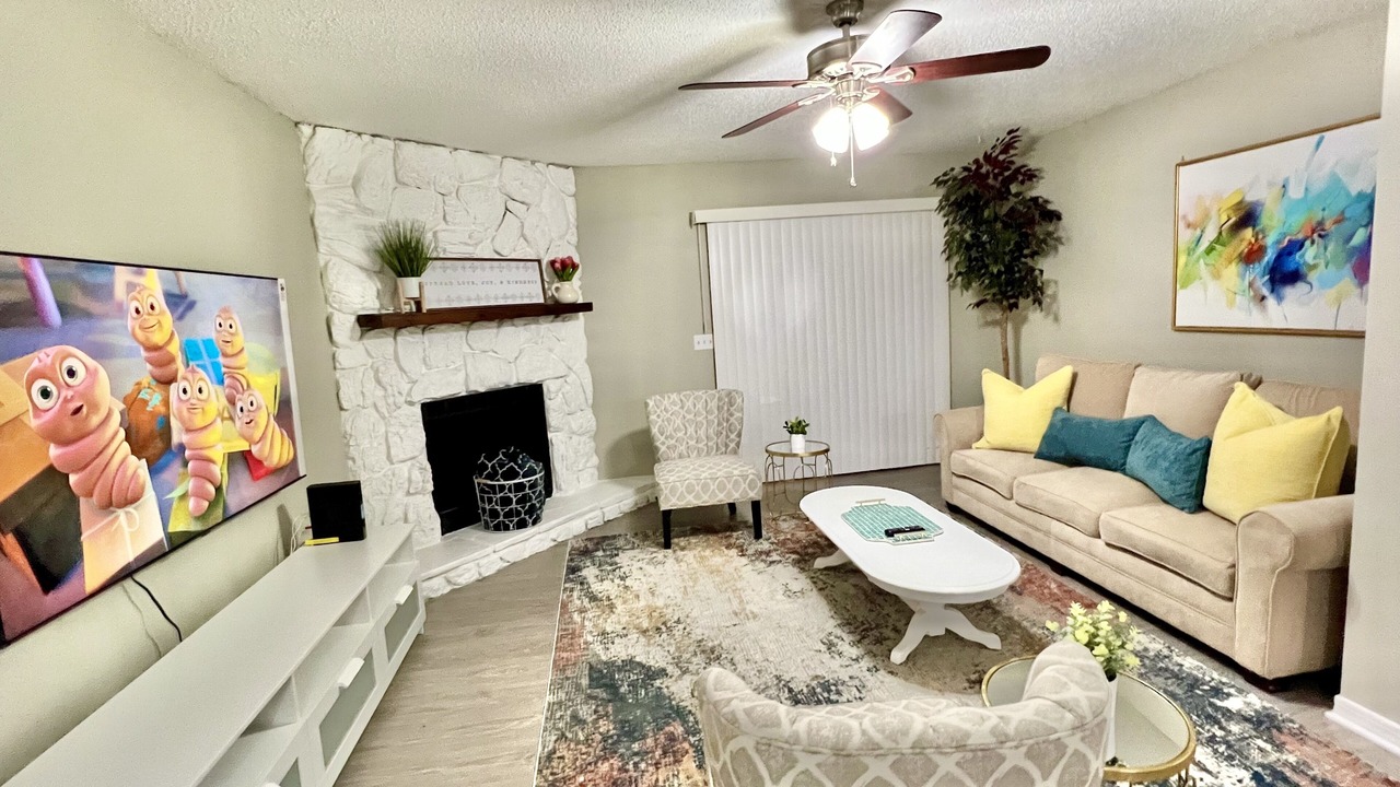 Photo of Livingroom in Arlington