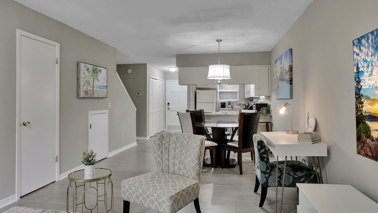 Photo of Livingroom in Arlington