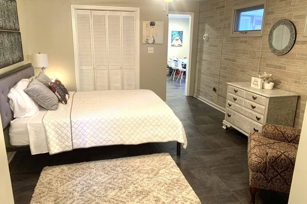 Photo of Bedroom in Augusta
