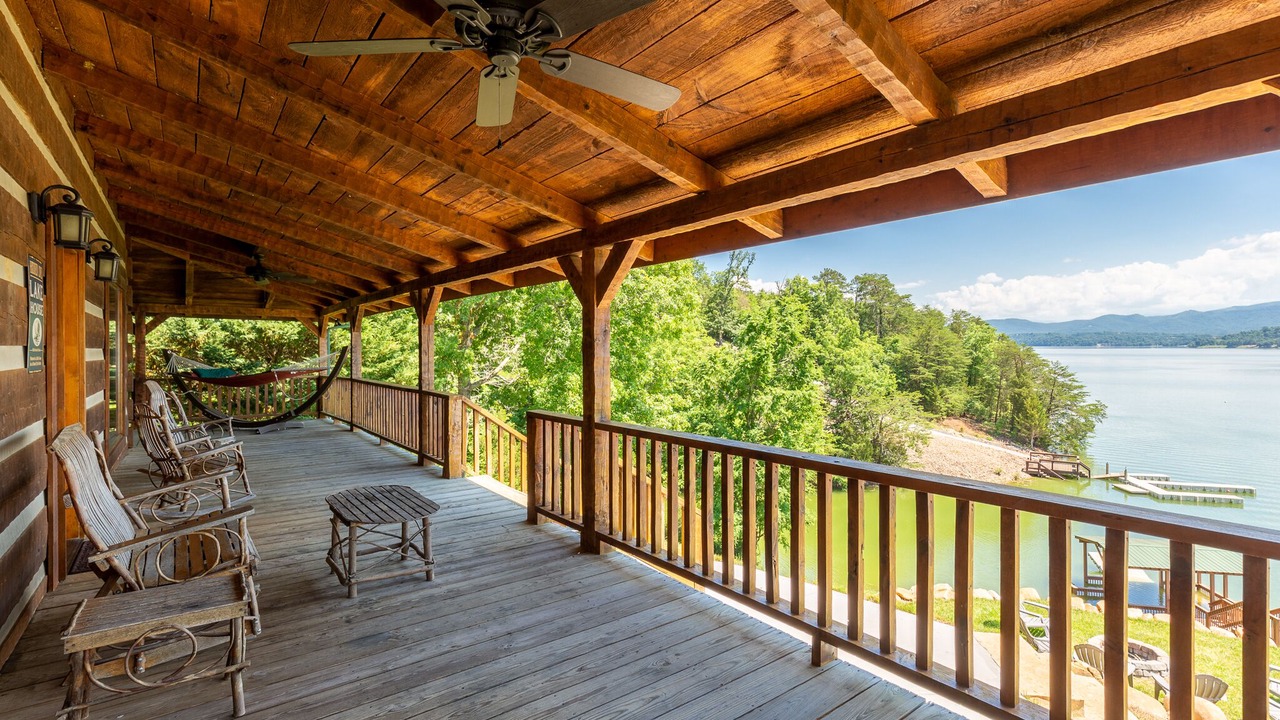 Photo of Outdoor in Baneberry