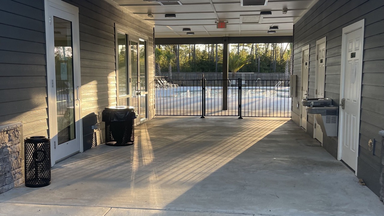 Photo of Outdoor in Oak